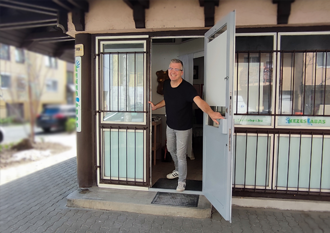 MybbPrint kéz láb lenyomatok szobrok