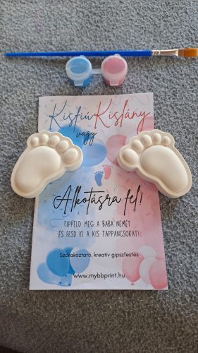 Baba Lábnyom Gipsz Figurák Babaváró Bulira (2 db gipsz forma + kék és rózsaszín festék, ecset)