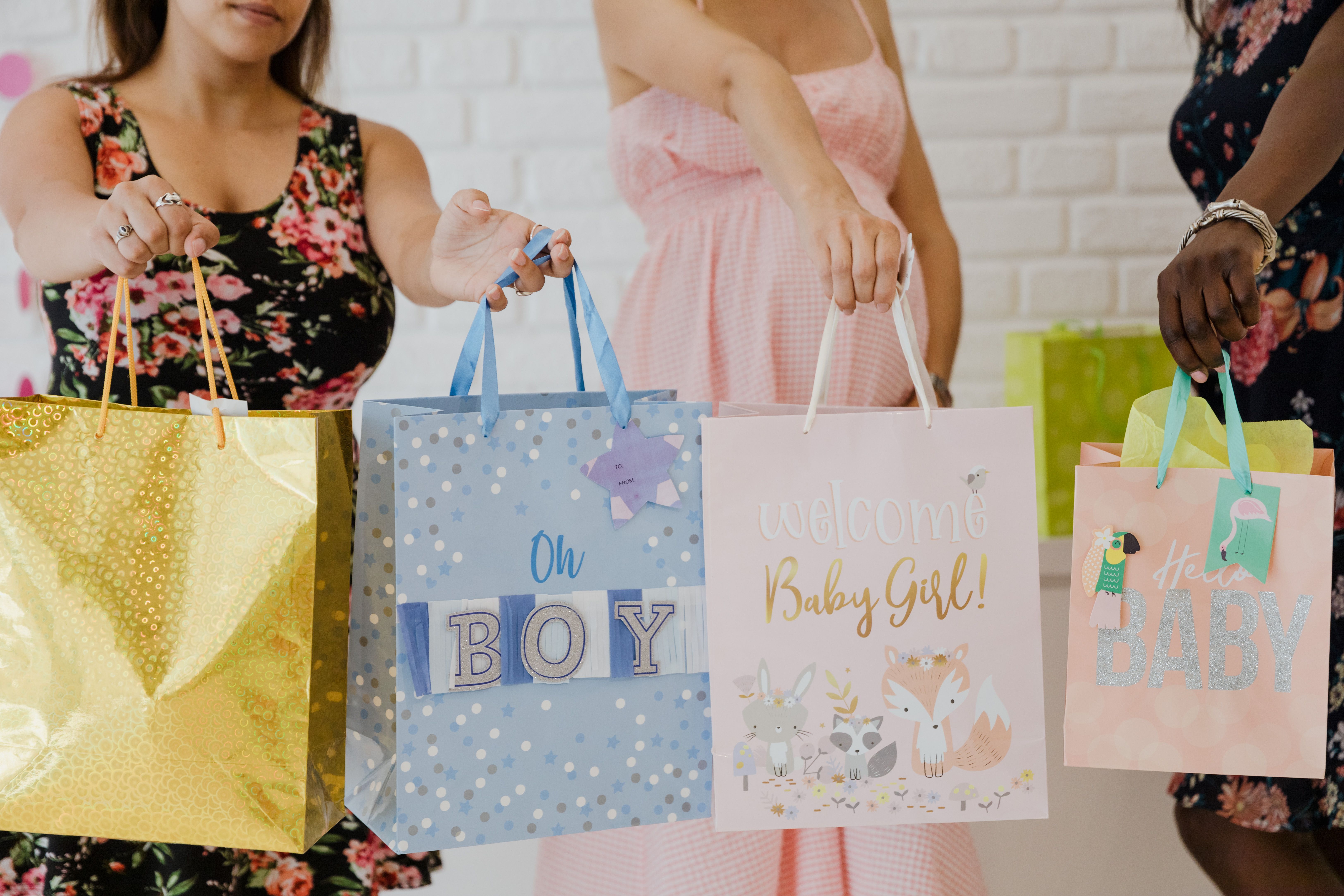 Egy doboznyi varázslat: Miért a MybbPrint LacyBox a legszebb babaváró csomag?